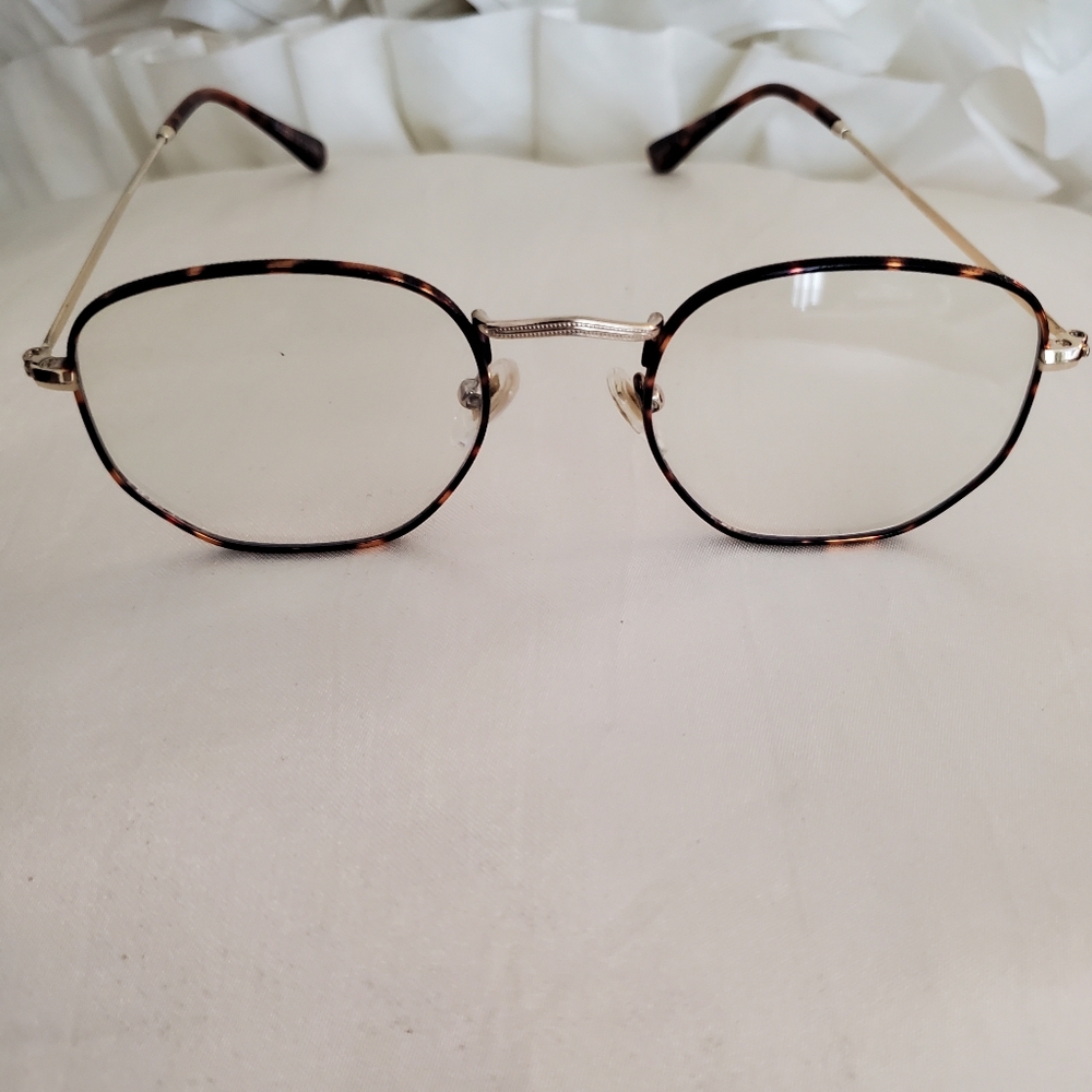 Assorted Sunglasses - image 7